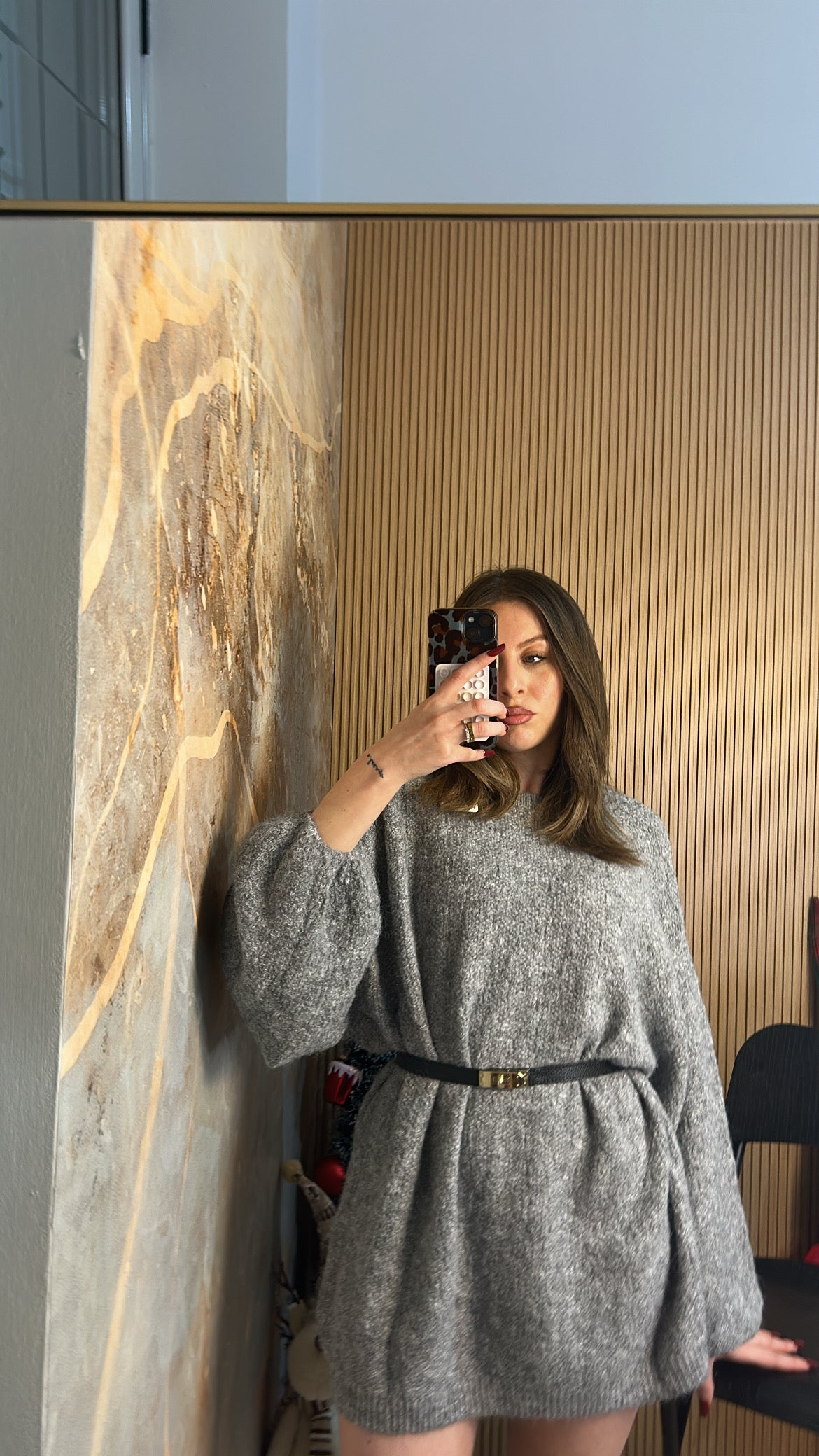 ABITO IN MAGLIA GRIGIO