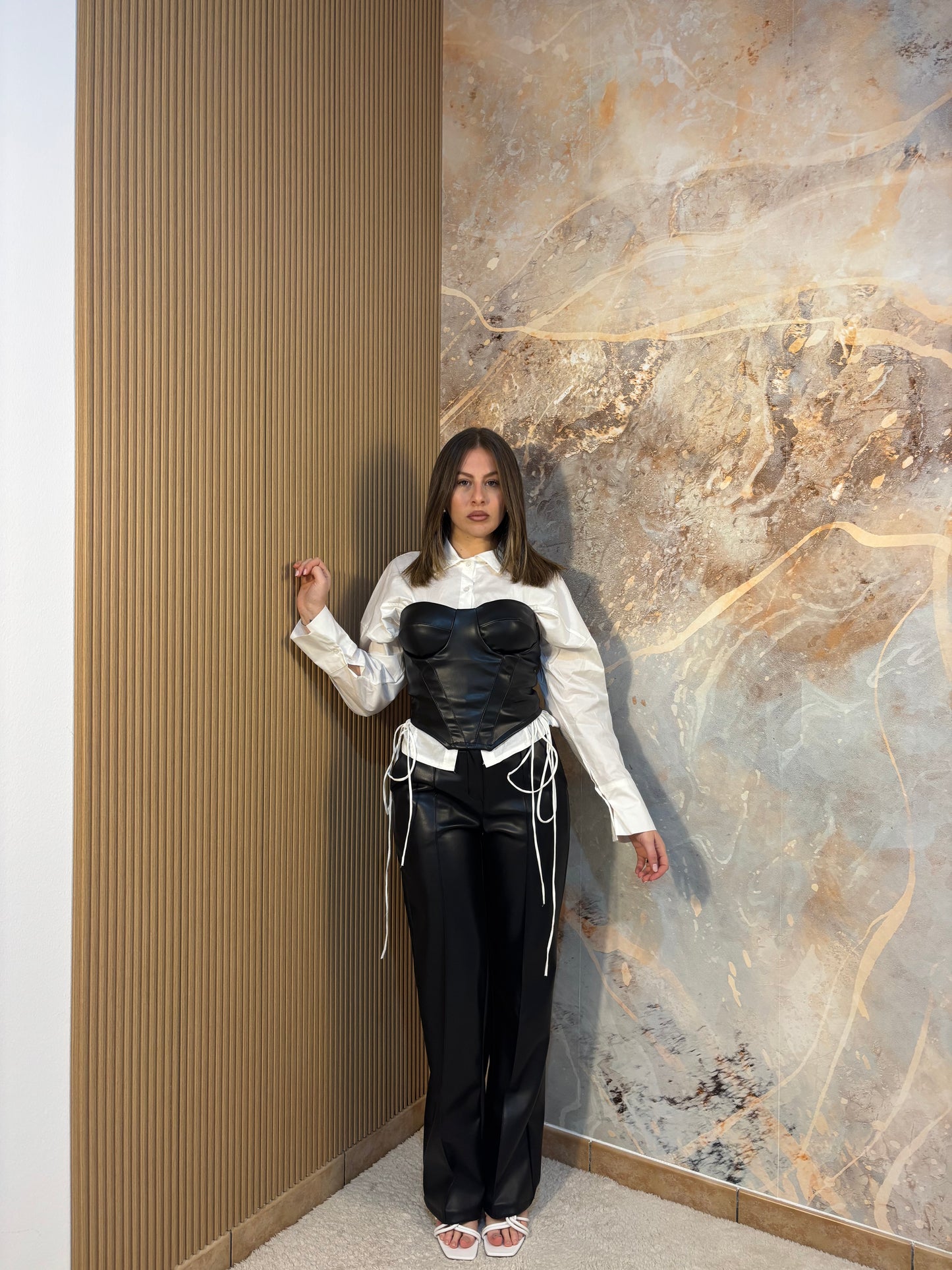 PANTALONI ECOPELLE WIDE LEG