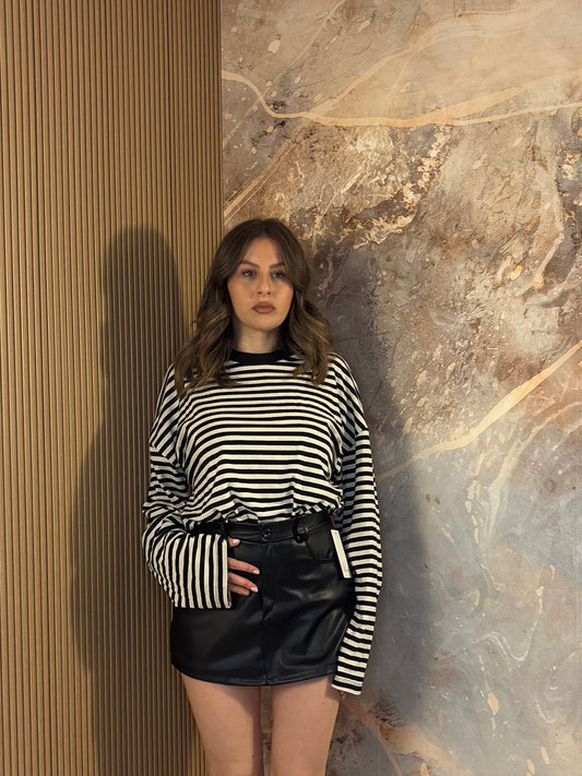 MAGLIA A RIGHE NERA