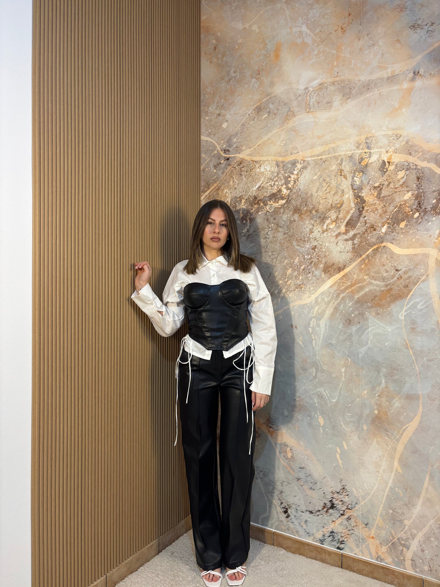 PANTALONI ECOPELLE WIDE LEG