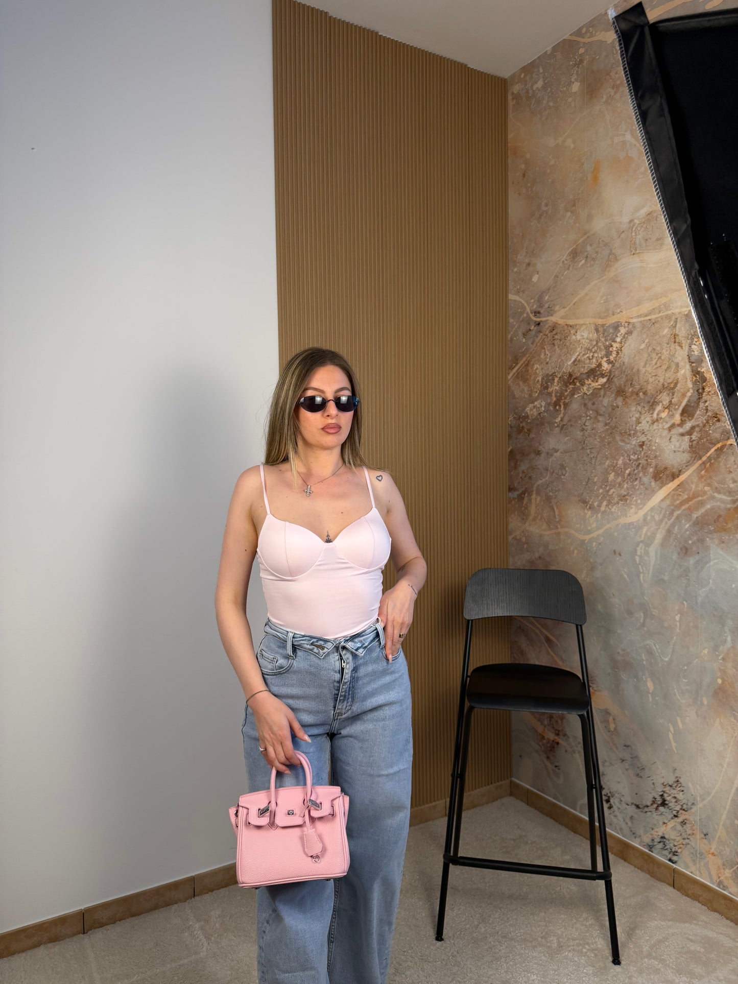 TOP CHIC